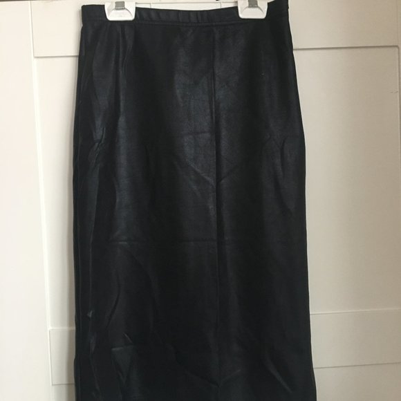 Black Skirt faux leather - Picture 1 of 2